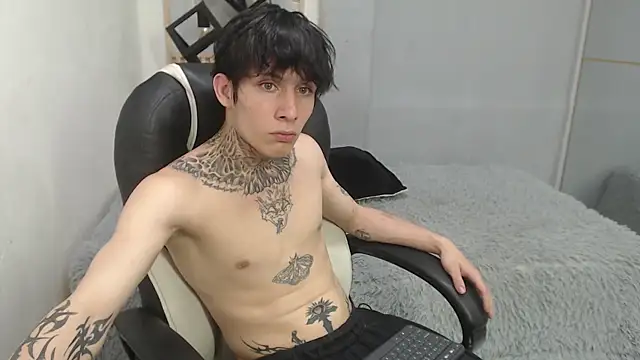 Cry_thereal 现场XXX聊天