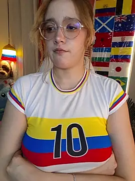 Chat XXX en directo de NaomiShimizu