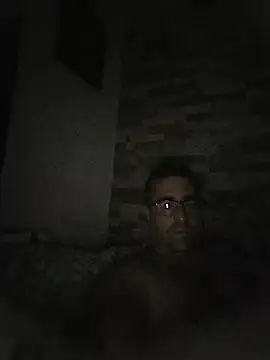 ADRIAN_ADI40 在線直播表演