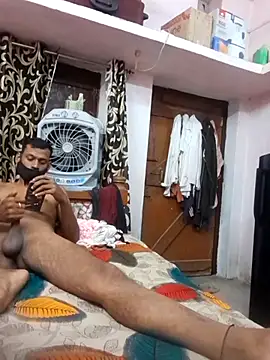 Chat +18 de Hot_couple493 ao vivo