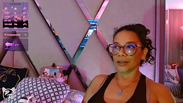 paula_daniela1's Live XXX Chat