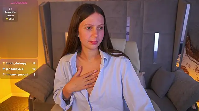 BabyLumi Adlı Modelin Canlı XXX Sohbeti