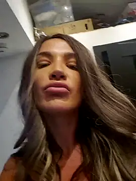 VeronicaBellaxxs XXX чат на живо
