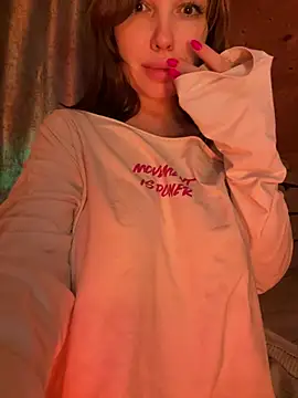 CrucioのライブXXXチャット