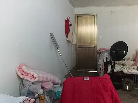 RebelAura – Naživo XXX chat