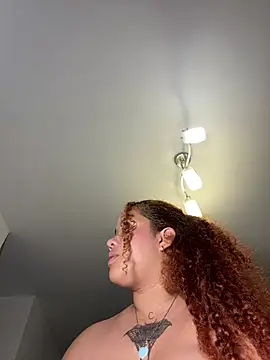 zulyjones Live XXX-Chat