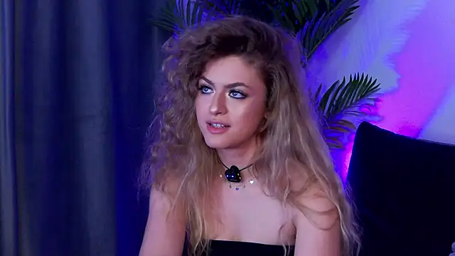 AnneMaryie Chat XXX in diretta