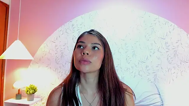 Carol_Brm's Webcam Show