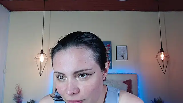 دردشة Megan_05_ الجنسية المباشرة