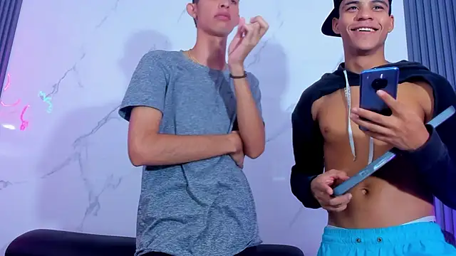Czat XXX na żywo – Big_cock_boys1
