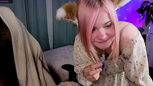 Chat +18 de Miiu_miiu ao vivo