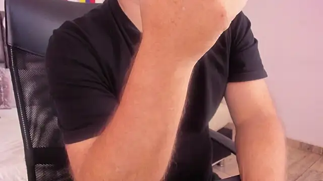 michacosio's Live XXX Chat