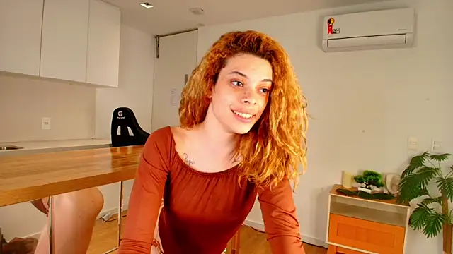 צ'אט XXX בשידור חי של Sky_sparkle