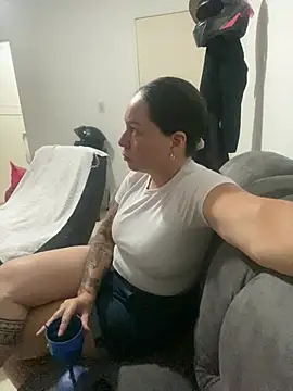 HealingHoney's Live XXX Chat
