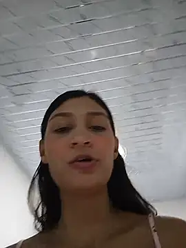 MiaX12 – Live XXX-chat