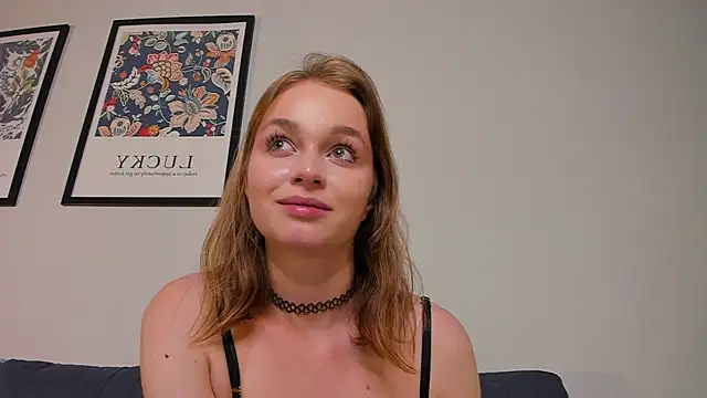 LillianPerry 即時 XXX 聊天