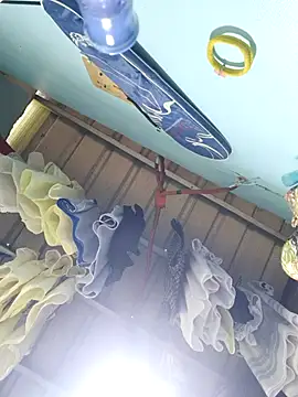 naughtiestmumknky99のウェブカメラショー