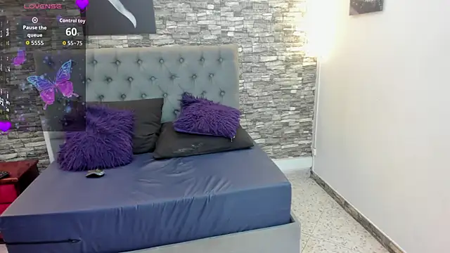 Chat XXX ao vivo de AngeliqueGirard