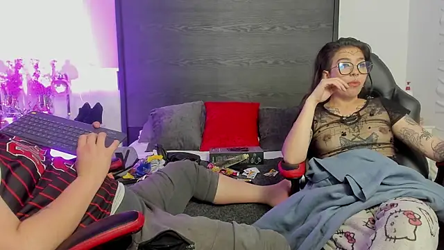 inkedsinners_'s Live XXX Chat