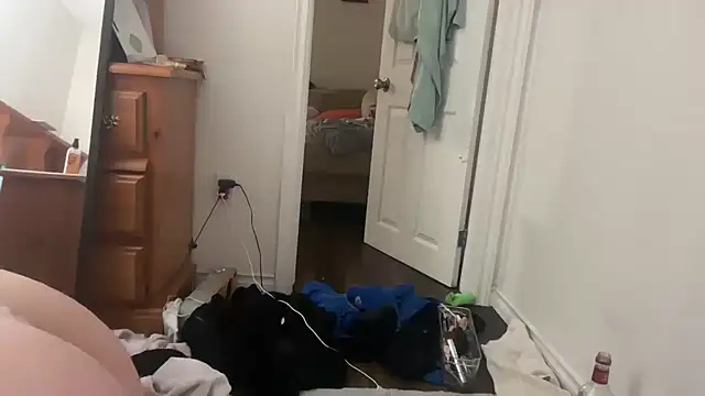 Pattyworld69 élő XXX-chatje
