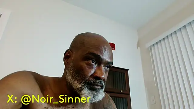 sinnernoir Chat XXX in diretta