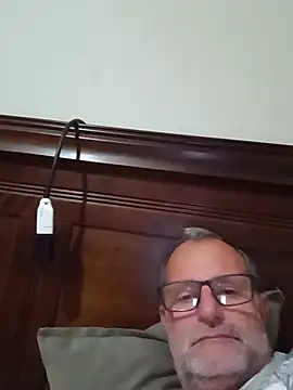 Chat +18 de nard53 ao vivo