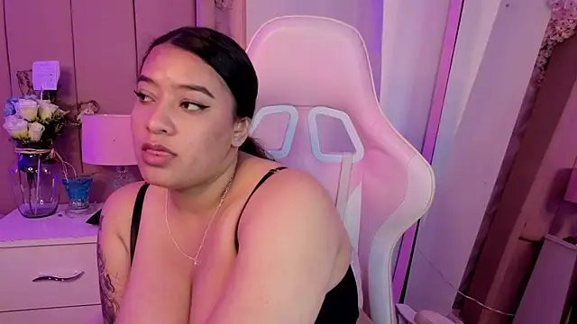 MollyBigBoobs12 现场XXX聊天