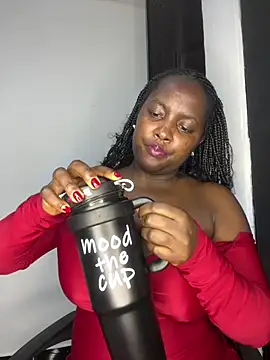 prettiepearl's Live XXX Chat