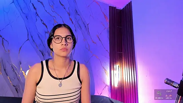Chat XXX en directo de Emmiicute