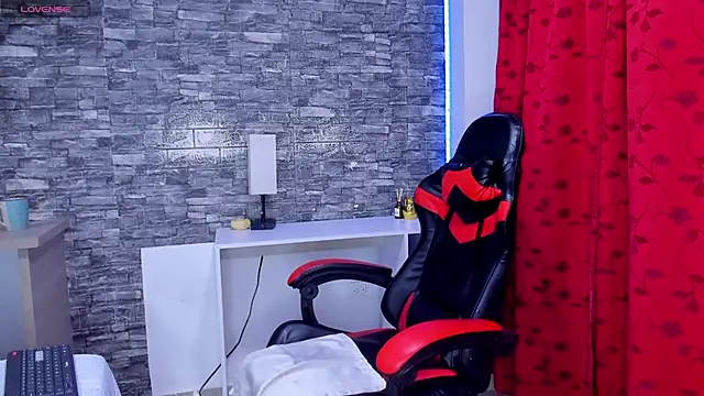 TheimperialBoys77 Show in webcam