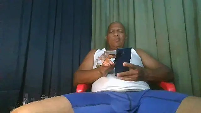 bigblackcock75 Chat XXX in diretta