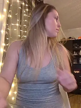 SavageHouseTV's Live XXX Chat