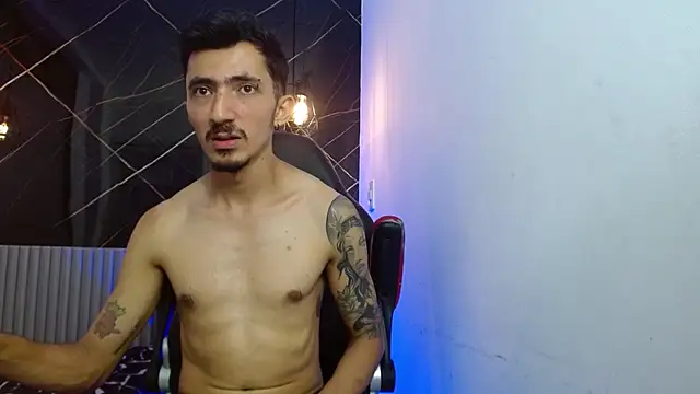 Živý XXX chat DylanAnderson1