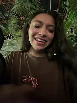 CocoaGigiMuse's Live XXX Chat