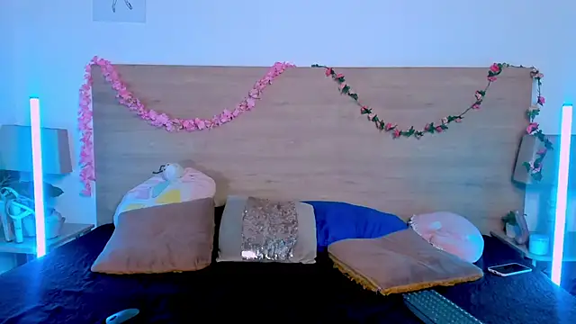 Chatroom XXX en direct de LaraRous