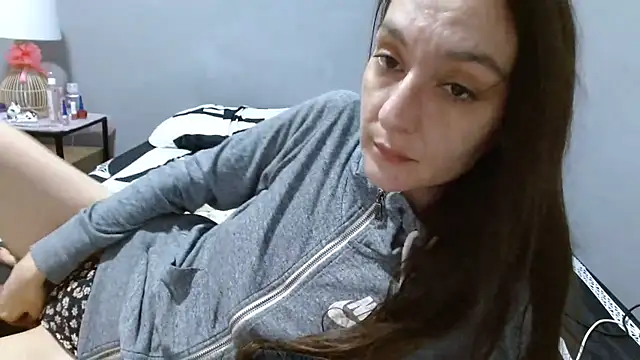 Sonyasays' Live XXX Chat