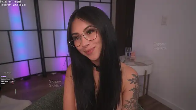 دردشة Gigi_ohlala الجنسية المباشرة