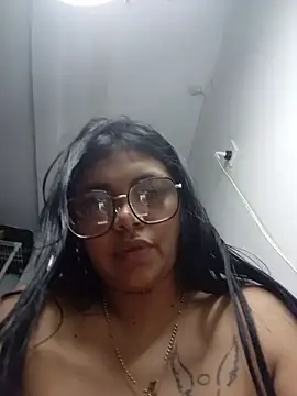 XXX chat uživo modela luxuryluna
