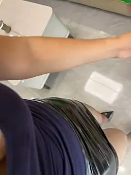 qwe522522 라이브 XXX 채팅