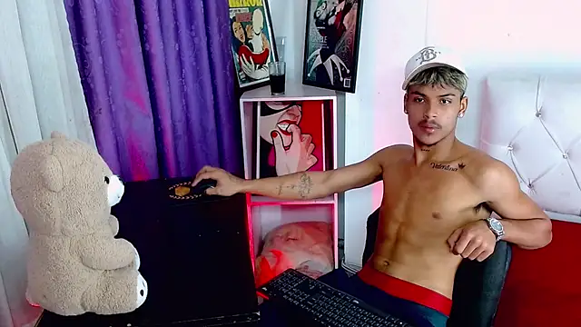 دردشة Angel_foxc13 الجنسية المباشرة