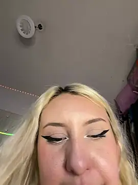 NibiruNairobi69 Live XXX-chat