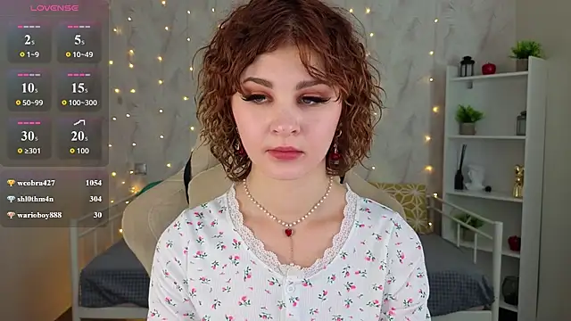 Kira__Fluffy লাইভ XXX চ্যাট