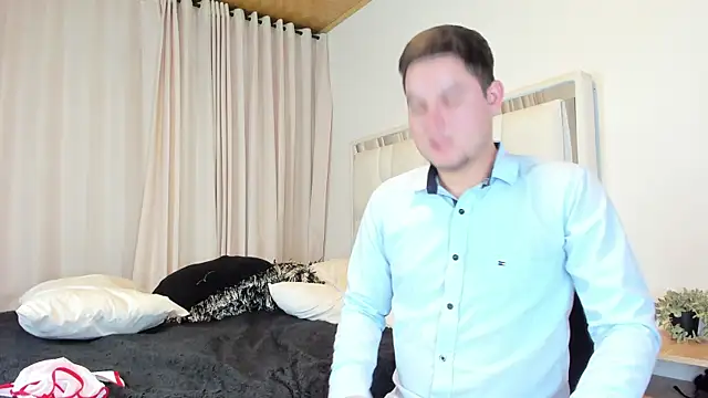 CameronyMartinn's Webcam Show