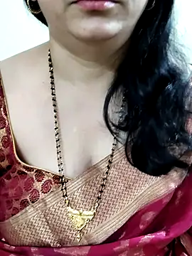 XXX chat uživo modela Yazhini-Cam
