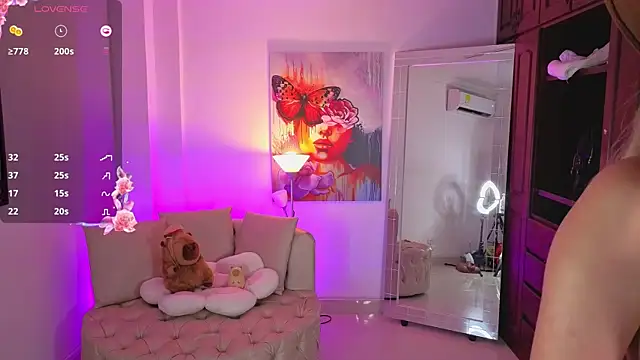 NATAASHA___: απευθείας συνομιλία ΧΧΧ