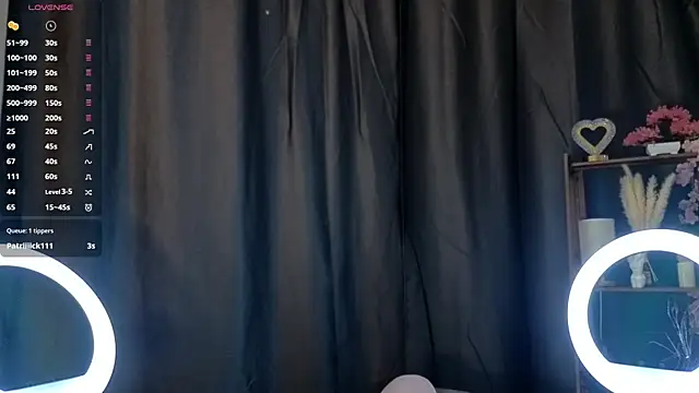 Chat +18 de KristanTienken ao vivo