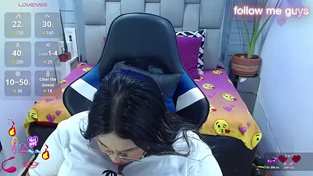 evelin_zaens élő XXX-chatje