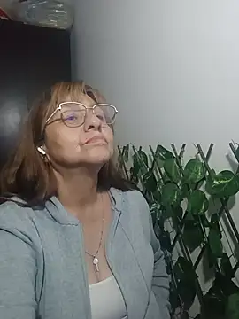 Chatroom XXX en direct de nicoltatiana_