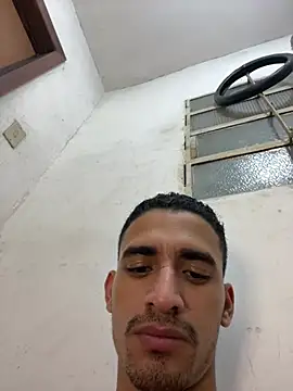 Chat +18 de ikaro21 ao vivo
