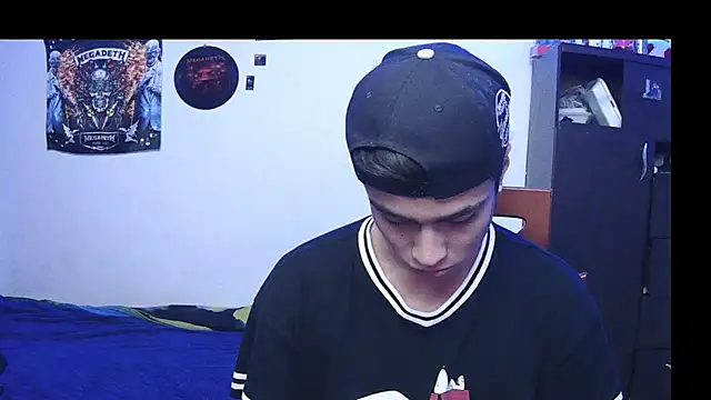 Fenix_hardcockn Live XXX chat